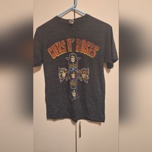 Guns and Roses tshirt